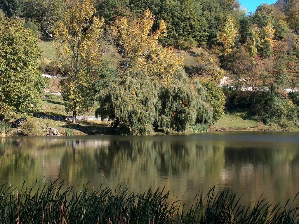 The Lake Villa Smolyan Exterior foto